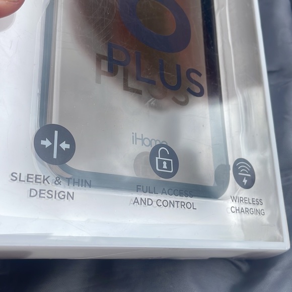 - iphones Lunar Case NWT - Picture 2 of 3